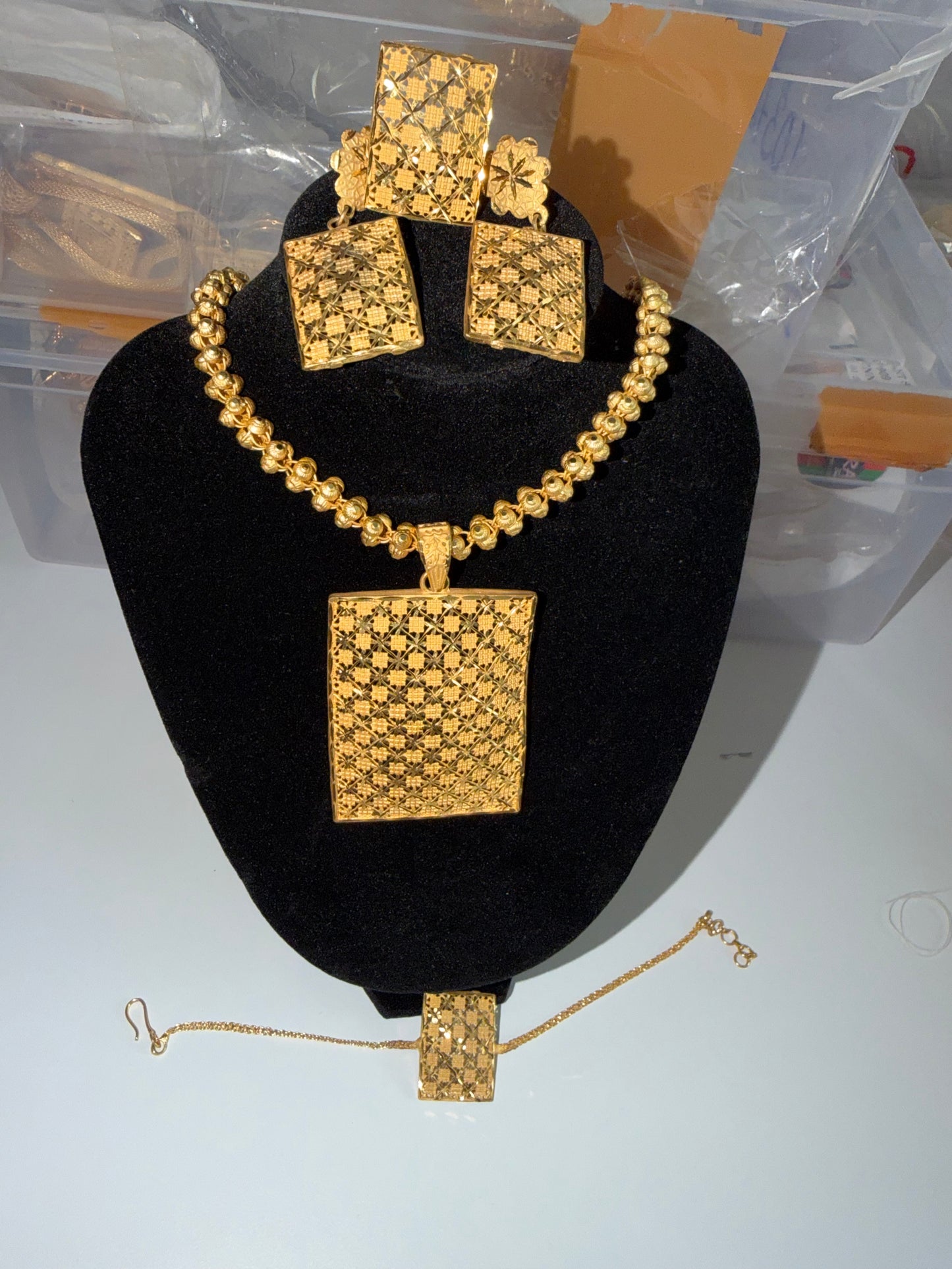 Ifrah Gold Set
