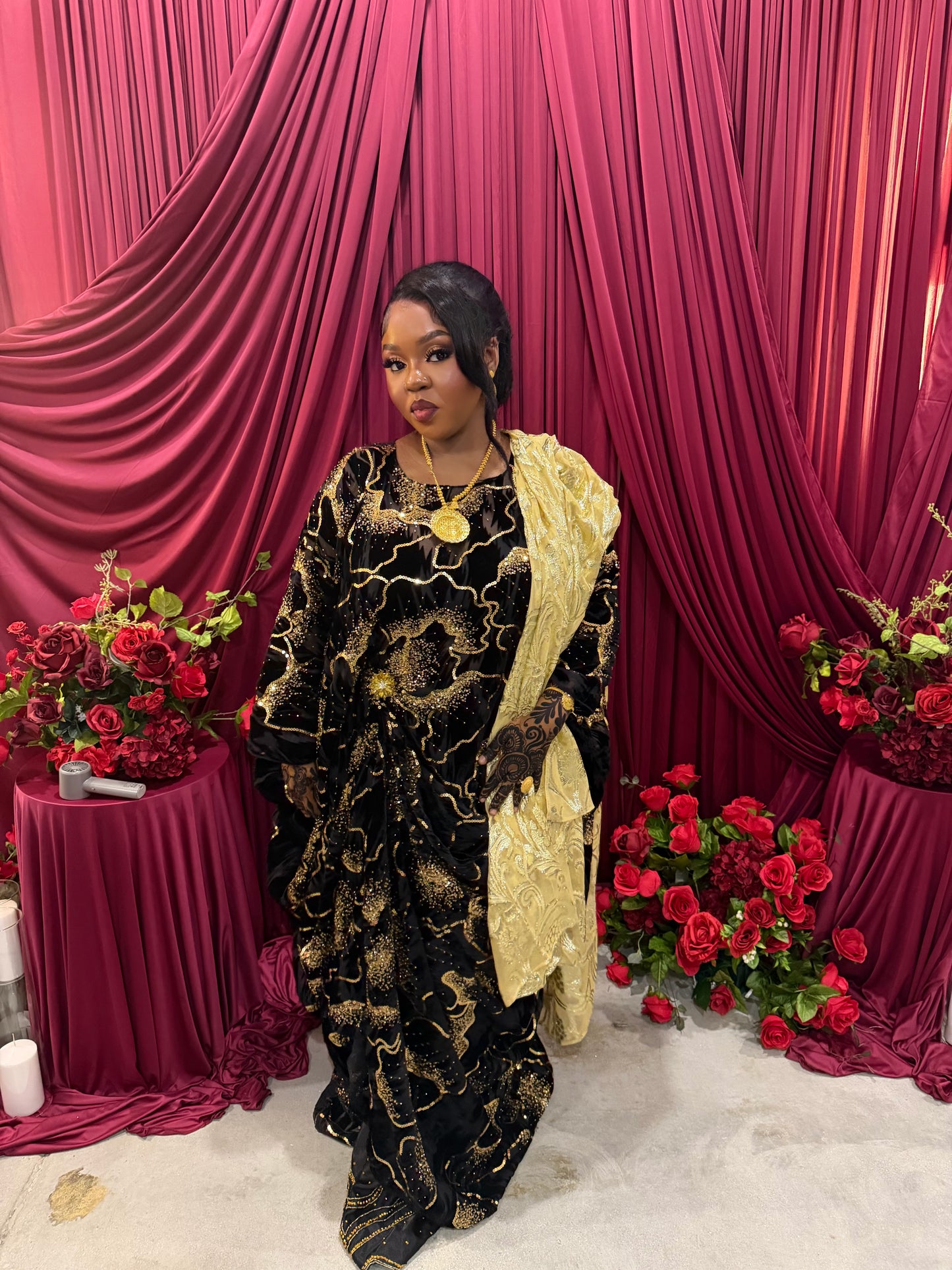 Black and gold Dirac