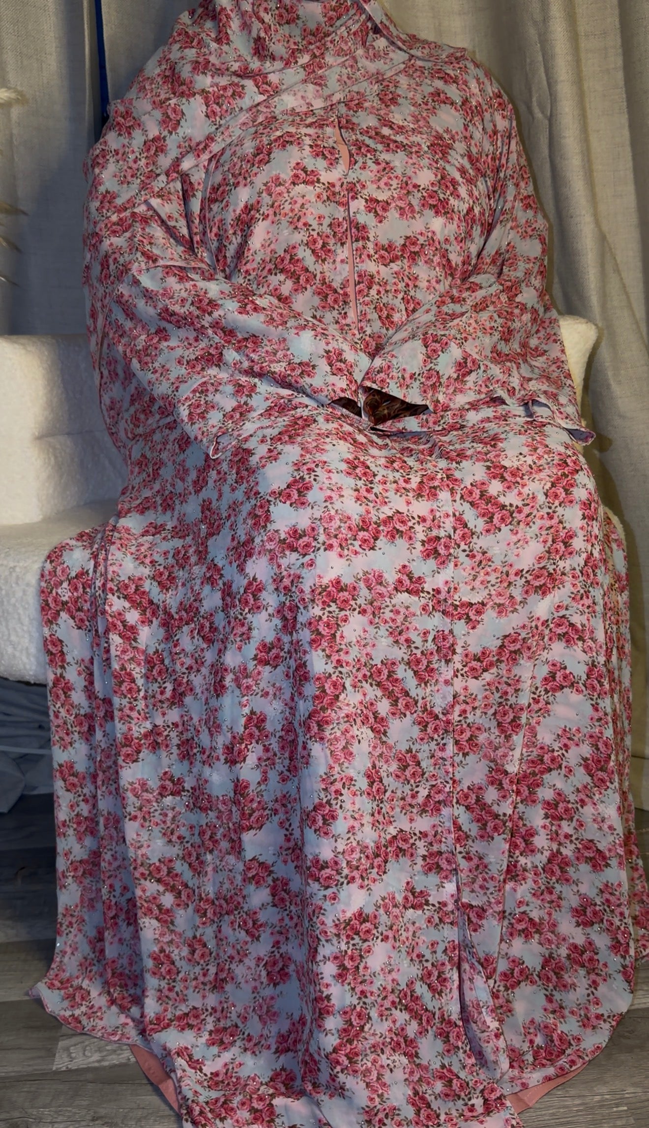 Vintage Blossom Abaya