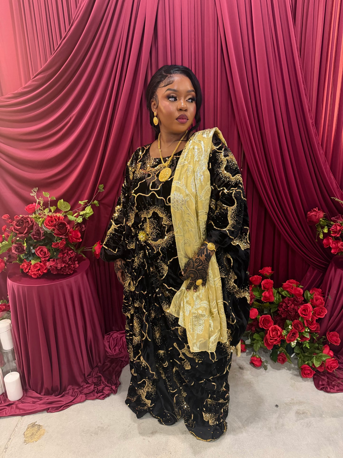 Black and gold Dirac