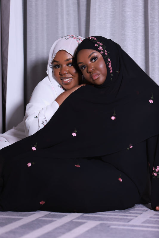 Nuriyah Abaya